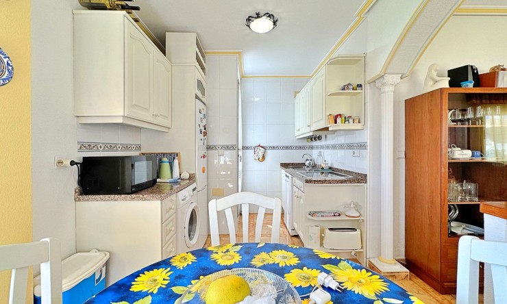 Re-Sale - Apartment - Orihuela Costa - La Zenia