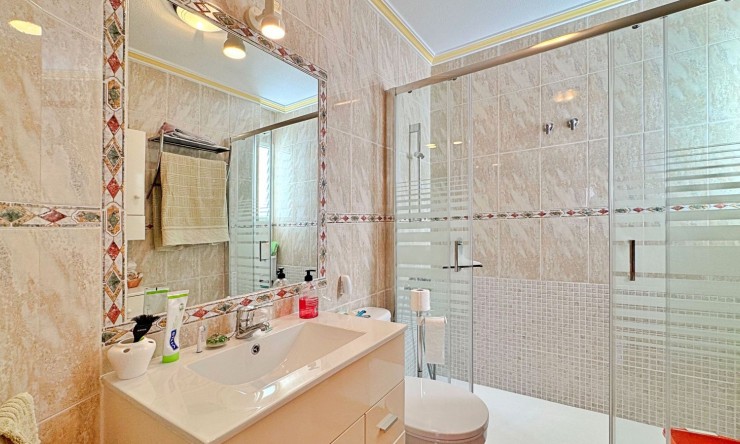 Re-Sale - Apartment - Orihuela Costa - La Zenia