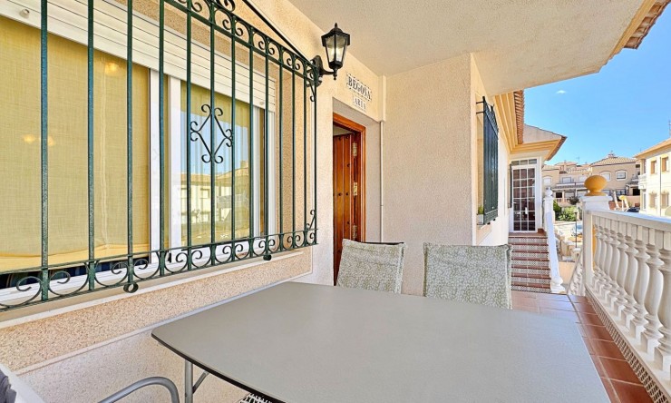 Re-Sale - Apartment - Orihuela Costa - La Zenia