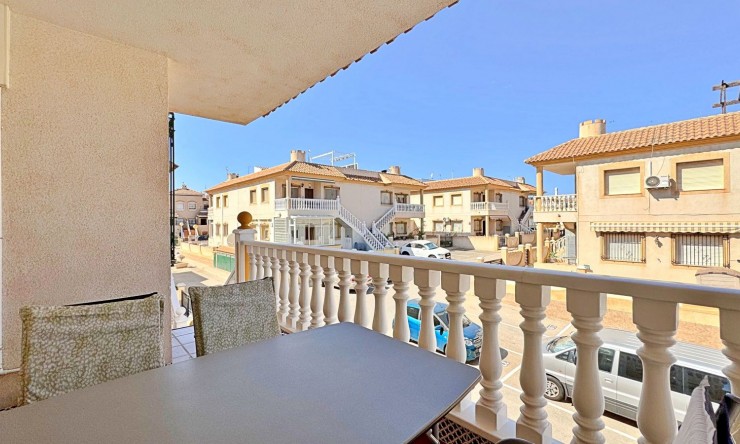 Re-Sale - Apartment - Orihuela Costa - La Zenia