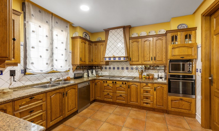 Re-Sale - Detached Villa - Torrevieja - La Veleta