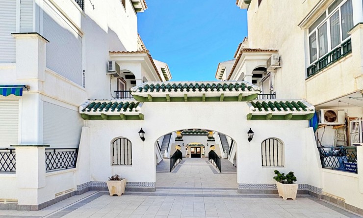 Re-Sale - Apartment - La Mata - La Mata - Town