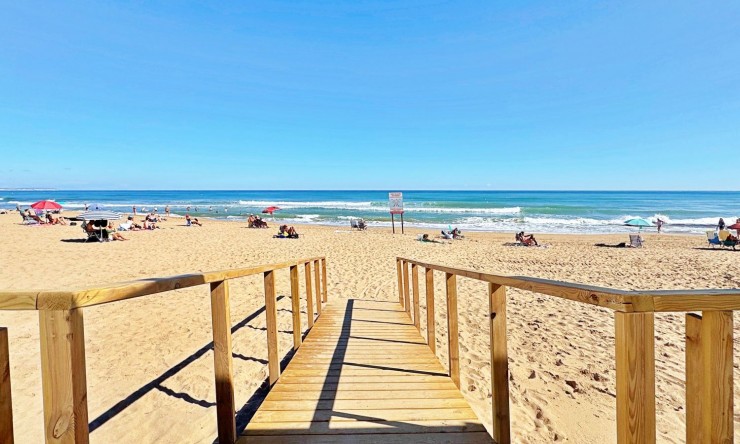 Re-Sale - Apartment - La Mata - La Mata - Town