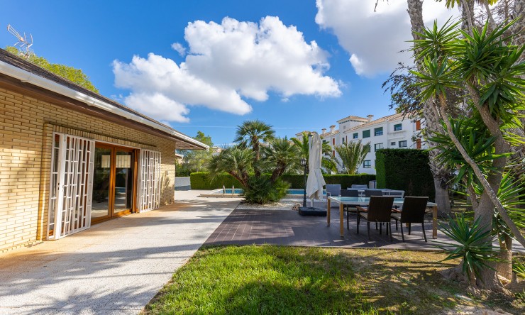 Re-Sale - Detached Villa - Orihuela Costa - Las Filipinas