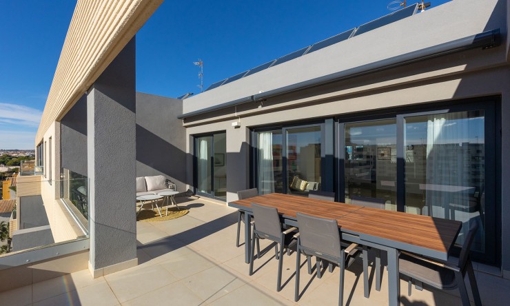 Re-Sale - Apartment - Orihuela Costa - Punta Prima