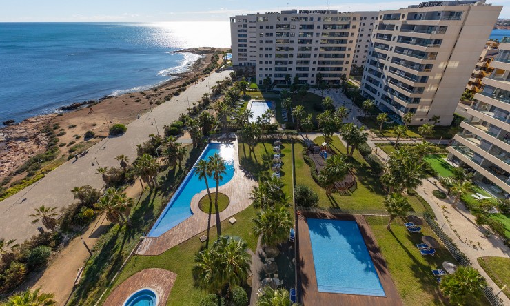 Re-Sale - Apartment - Orihuela Costa - Punta Prima