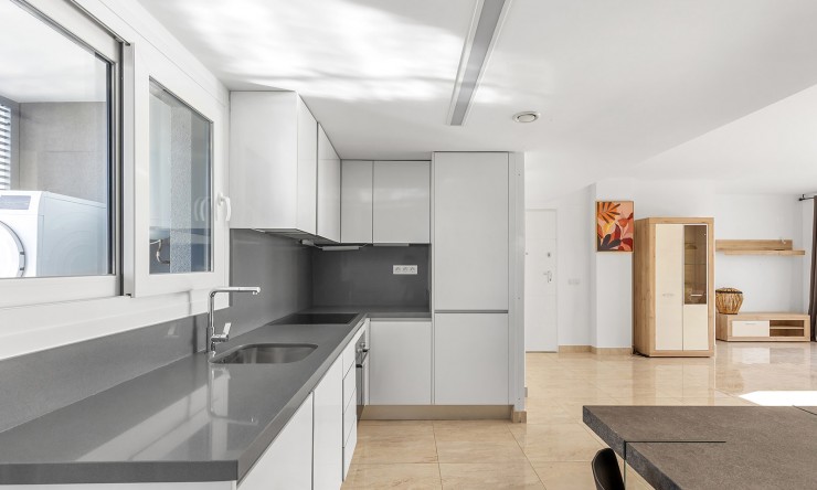 Re-Sale - Apartment - Orihuela Costa - Punta Prima