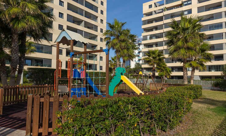 Re-Sale - Apartment - Orihuela Costa - Punta Prima