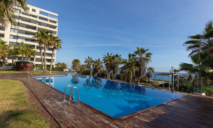 Re-Sale - Apartment - Orihuela Costa - Punta Prima