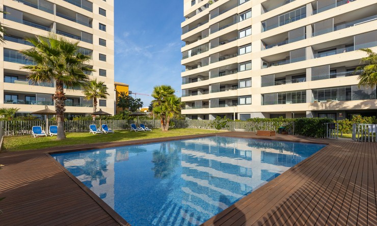 Re-Sale - Apartment - Orihuela Costa - Punta Prima