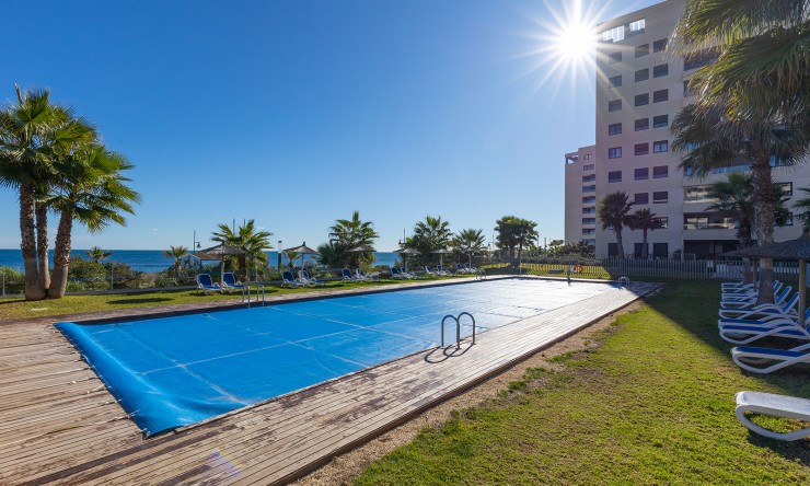 Re-Sale - Apartment - Orihuela Costa - Punta Prima