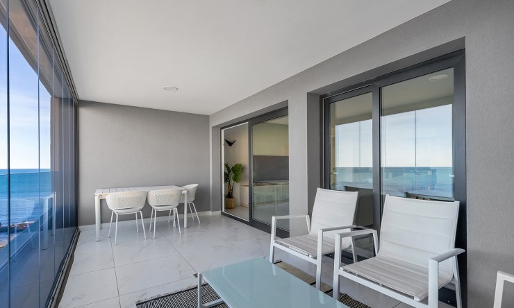 Re-Sale - Apartment - Orihuela Costa - Punta Prima