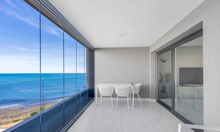 Re-Sale - Apartment - Orihuela Costa - Punta Prima