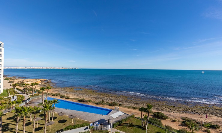 Re-Sale - Apartment - Orihuela Costa - Punta Prima