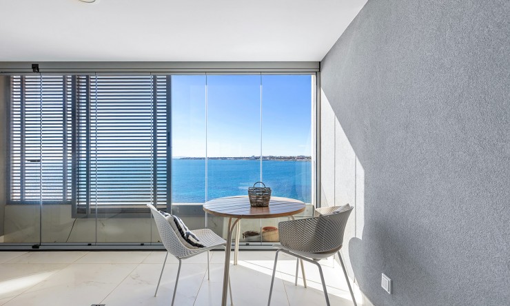 Re-Sale - Apartment - Orihuela Costa - Punta Prima