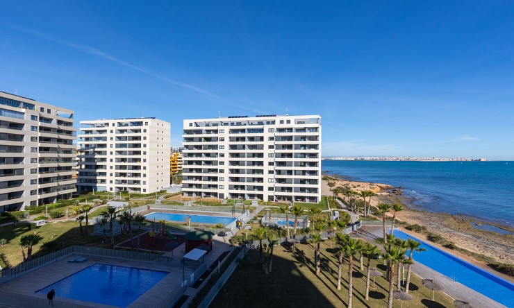 Re-Sale - Apartment - Orihuela Costa - Punta Prima