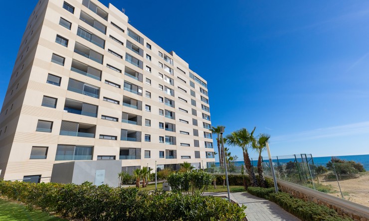 Re-Sale - Apartment - Orihuela Costa - Punta Prima