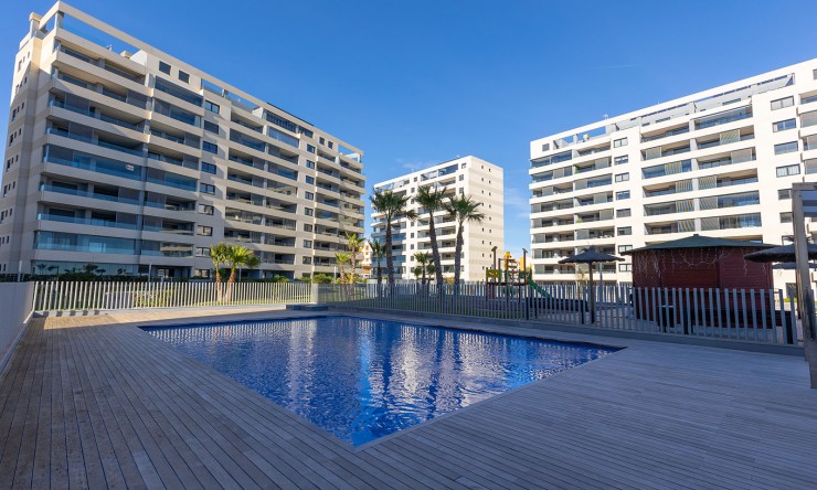 Re-Sale - Apartment - Orihuela Costa - Punta Prima