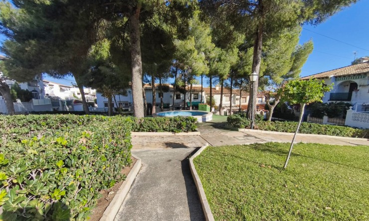 Re-Sale - Townhouse - Torrevieja - Lago Jardin