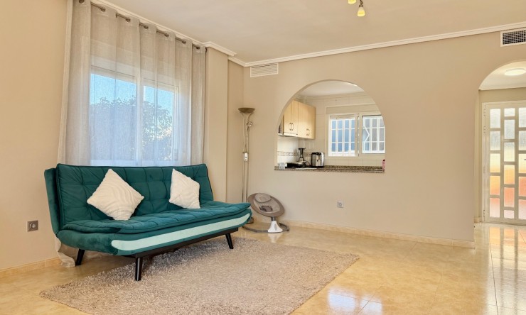 Re-Sale - Semi Detached Villa - Ciudad Quesada - Doña Pepa