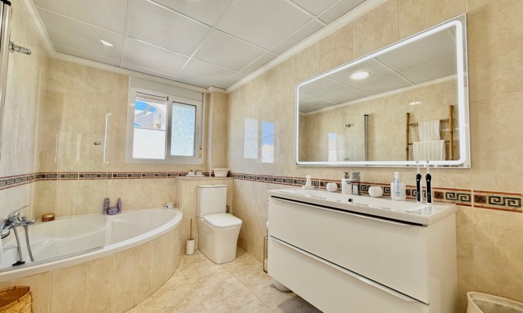 Re-Sale - Semi Detached Villa - Ciudad Quesada - Doña Pepa