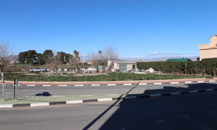 Rental - Apartment - Daya Nueva