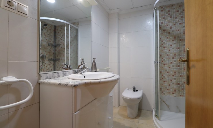 Rental - Apartment - Daya Nueva