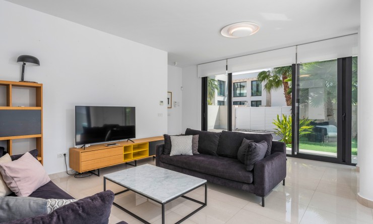 Videresalg - Frittliggende Villa - Ciudad Quesada - La Laguna