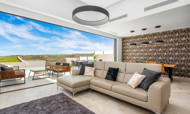 Videresalg - Frittliggende Villa - Ciudad Quesada - Pueblo Lucero