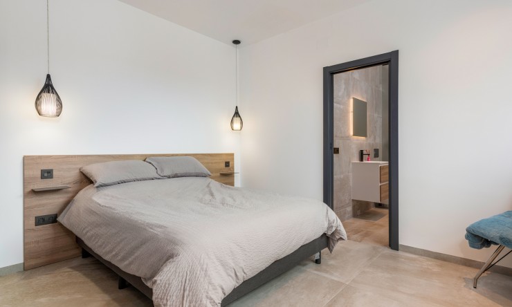 Videresalg - Frittliggende Villa - Ciudad Quesada - Pueblo Lucero