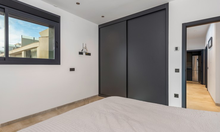 Videresalg - Frittliggende Villa - Ciudad Quesada - Pueblo Lucero