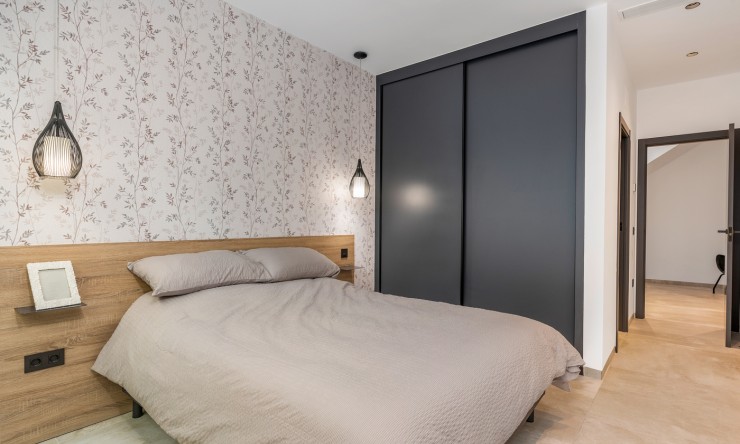 Videresalg - Frittliggende Villa - Ciudad Quesada - Pueblo Lucero