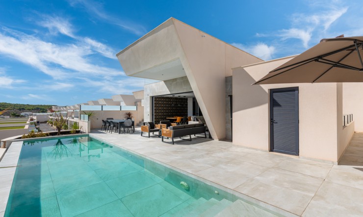 Videresalg - Frittliggende Villa - Ciudad Quesada - Pueblo Lucero