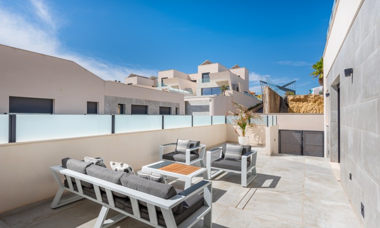 Videresalg - Frittliggende Villa - Ciudad Quesada - Pueblo Lucero