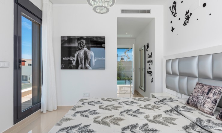 Wederverkoop - Vrijstaande Villa - San Miguel de Salinas - Las Comunicaciones