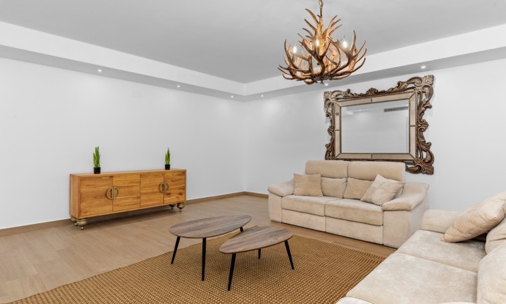 Wederverkoop - Vrijstaande Villa - San Miguel de Salinas - Las Comunicaciones