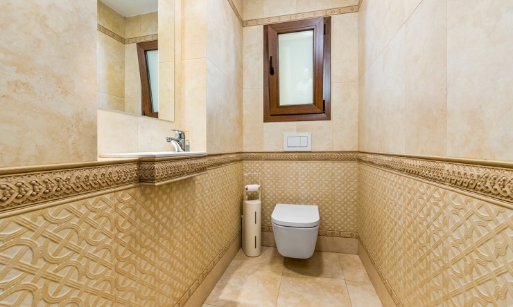 Videresalg - Frittliggende Villa - Ciudad Quesada - Ciudad Quesada - Byen