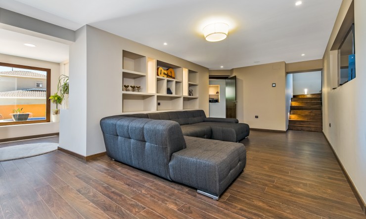 Videresalg - Frittliggende Villa - Ciudad Quesada - Ciudad Quesada - Byen