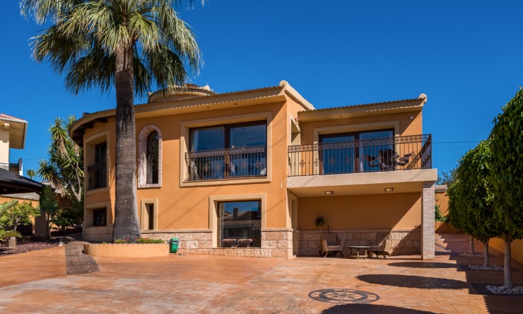 Videresalg - Frittliggende Villa - Ciudad Quesada - Ciudad Quesada - Byen