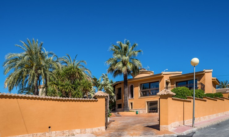 Videresalg - Frittliggende Villa - Ciudad Quesada - Ciudad Quesada - Byen