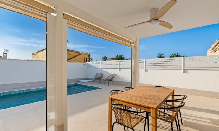 Re-Sale - Detached Villa - Torrevieja - El Chaparral