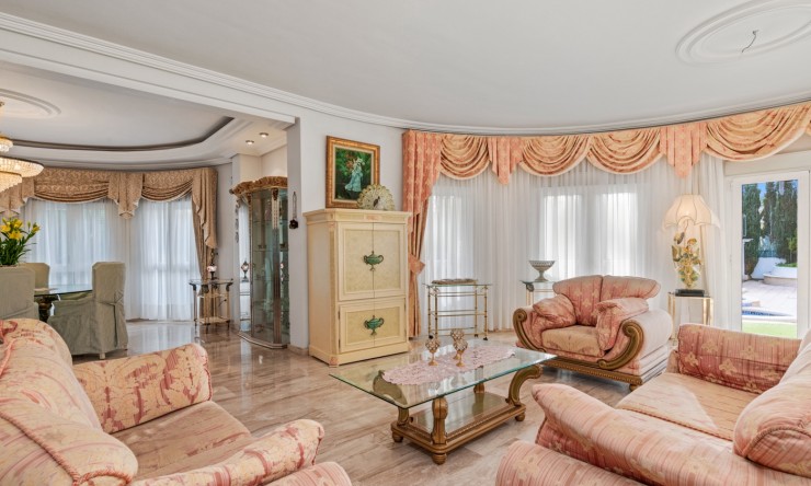 Videresalg - Frittliggende Villa - Ciudad Quesada - Doña Pepa