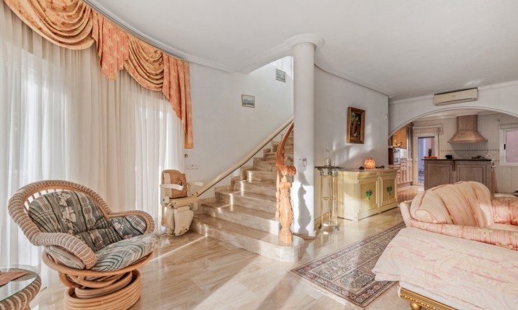 Videresalg - Frittliggende Villa - Ciudad Quesada - Doña Pepa