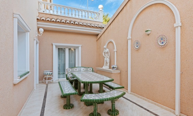 Videresalg - Frittliggende Villa - Ciudad Quesada - Doña Pepa