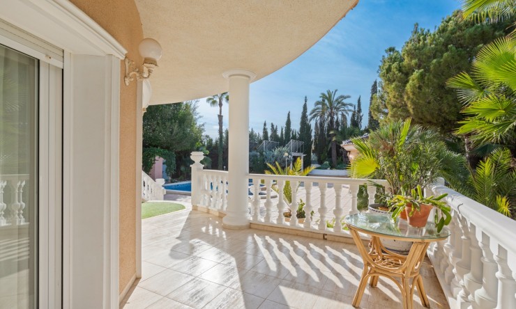 Videresalg - Frittliggende Villa - Ciudad Quesada - Doña Pepa