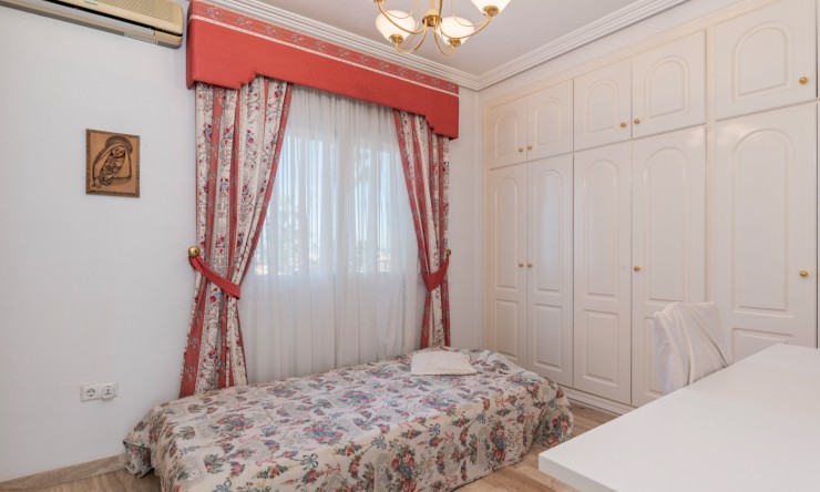 Videresalg - Frittliggende Villa - Ciudad Quesada - Doña Pepa