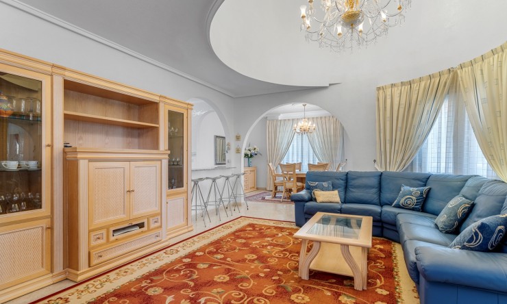 Videresalg - Frittliggende Villa - Ciudad Quesada - La Marquesa