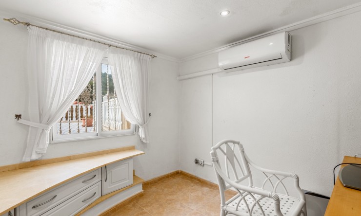 Videresalg - Frittliggende Villa - Ciudad Quesada - La Marquesa