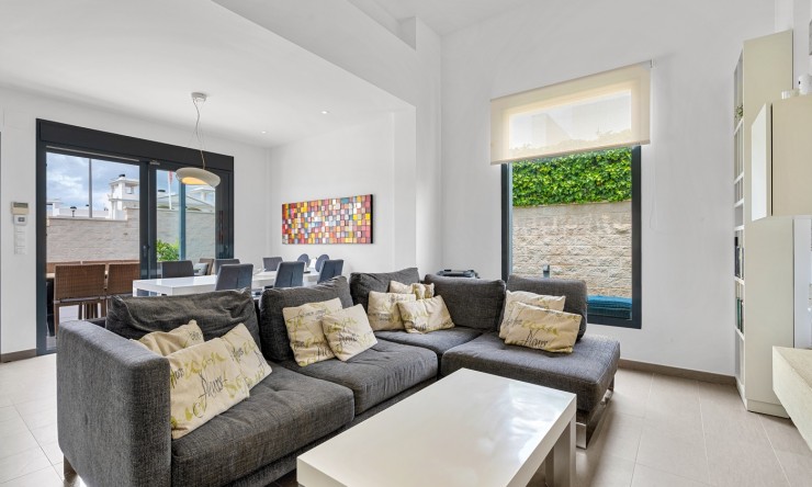 Re-Sale - Detached Villa - Ciudad Quesada - La Laguna