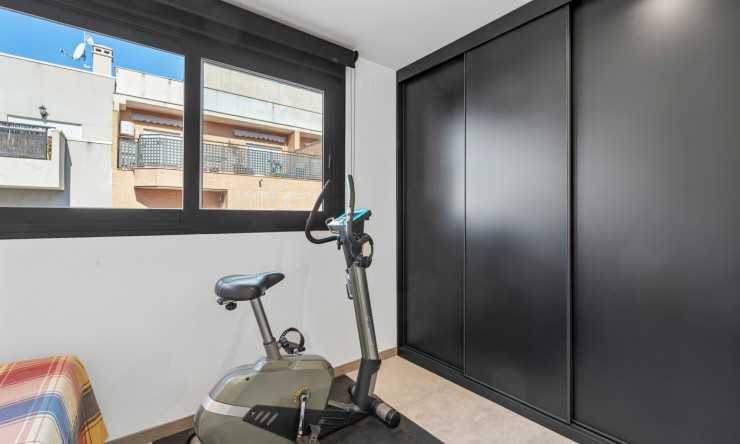 Re-Sale - Apartment - Formentera del Segura - Formentera - Village